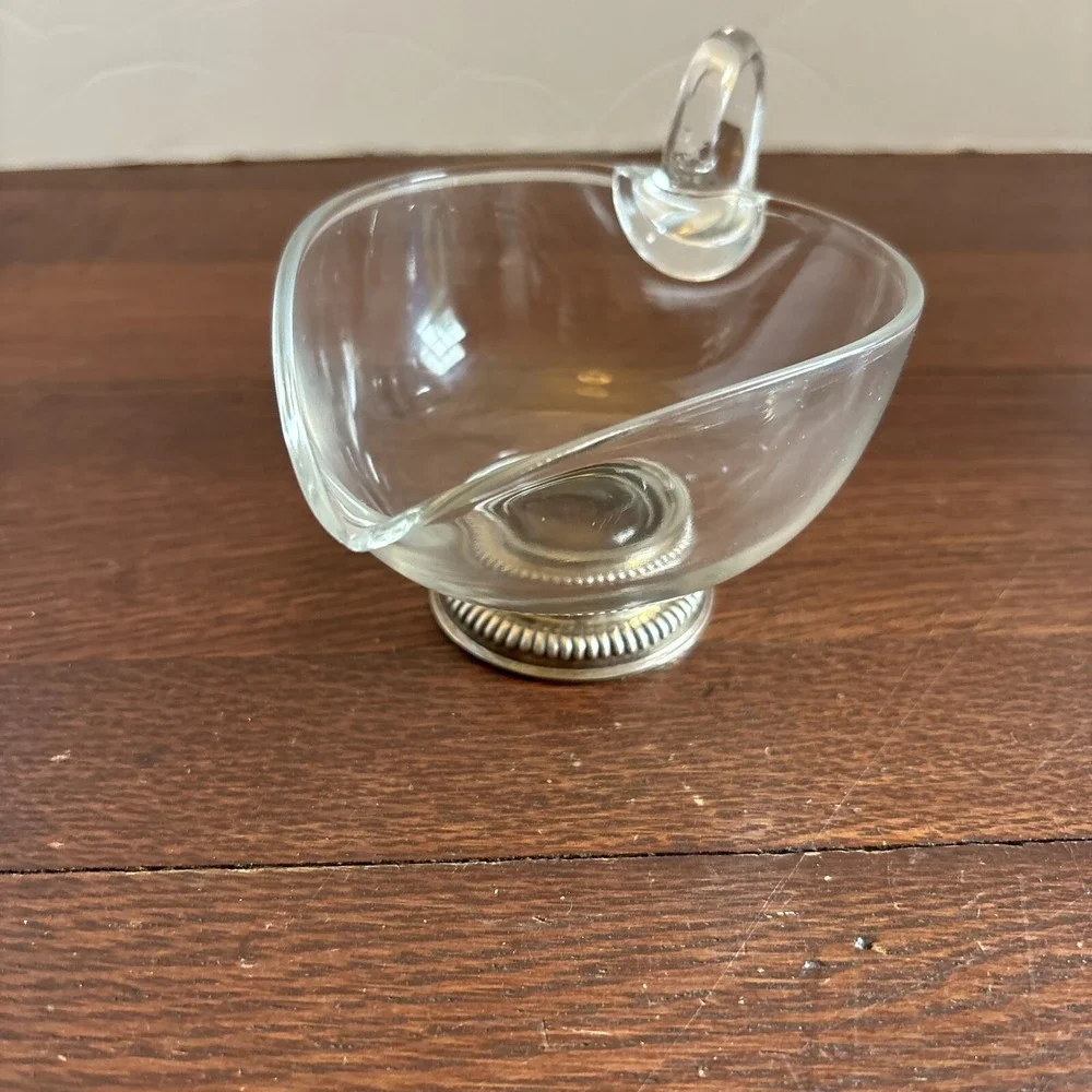 Gravy‎ Boat with Sterling Silver Base Sauce Server Heart Shaped Glass Marked